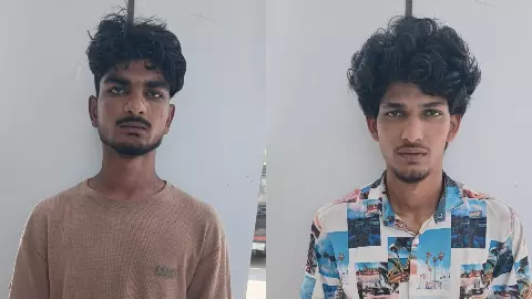 यूपी एटीएस की बड़ी कार्रवाई: पाकिस्तानी ISI और गैंगस्टर नेटवर्क से जुड़े दो संदिग्ध गिरफ्तार यूपी एटीएस की बड़ी कार्रवाई: पाकिस्तानी ISI और गैंगस्टर नेटवर्क से जुड़े दो संदिग्ध गिरफ्तार