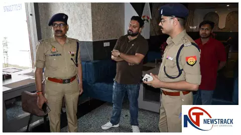 Bulandshahr News : बुलंदशहर: हाइवे पर होटल के बाहर बुलाकर दो दोस्तो को मारी गोली, रैफर, आरोपी फरार Bulandshahr News : बुलंदशहर: हाइवे पर होटल के बाहर बुलाकर दो दोस्तो को मारी गोली, रैफर, आरोपी फरार