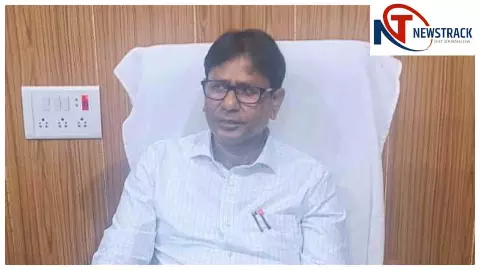 Azamgarh News : आजमगढ़ सीएमओ का सख्त निर्देश, आयुष्मान आरोग्य मंदिरों की होगी नियमित जांच