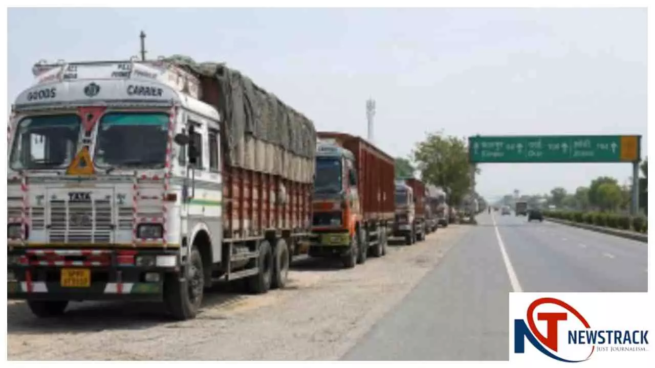 Jalaun News: जालौन में नो पार्किंग पर परिवहन विभाग की सख्ती, 14 वाहनों के काटे गए चालान