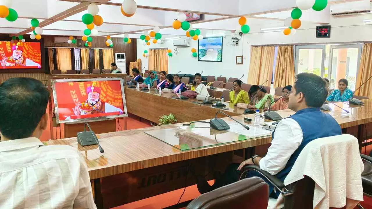Sonbhadra News: जलभराव और पेयजल संकट पर सख्त हुए DM, नगर क्षेत्र के लिए बनेगा बड़ी एक्शन प्लान Sonbhadra News: जलभराव और पेयजल संकट पर सख्त हुए DM, नगर क्षेत्र के लिए बनेगा बड़ी एक्शन प्लान