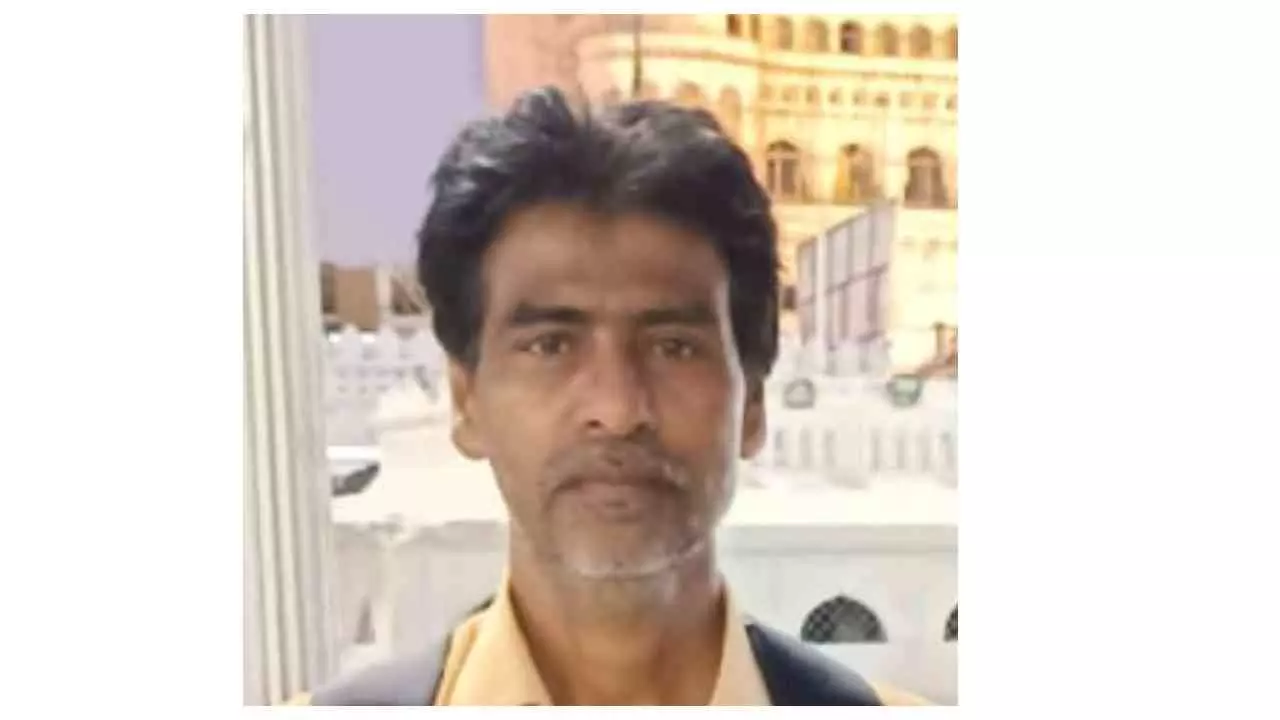 Kannauj News: जमीन खरीदने की खुशी की मिठाई देने गए युवक की हत्या, कार्रवाई में जुटी पुलिस Kannauj News: जमीन खरीदने की खुशी की मिठाई देने गए युवक की हत्या, कार्रवाई में जुटी पुलिस