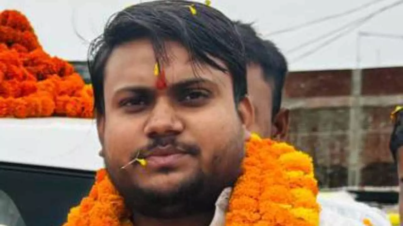 Maharajganj News: महराजगंज के शिवम पाण्डेय बने यूपी कृषि छात्र संघ के प्रदेश उपाध्यक्ष