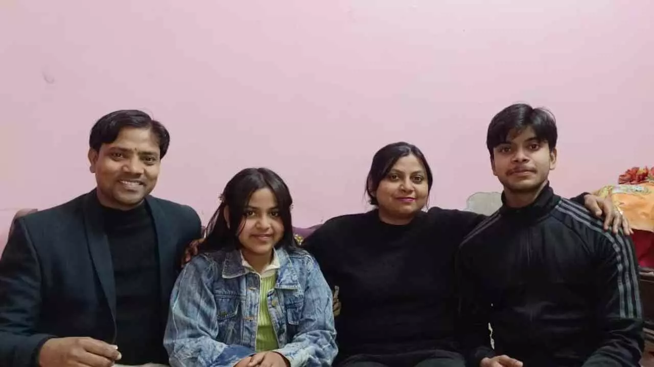 Baghpat News: जेपी पब्लिक स्कूल के छात्रों ने लहराया परचम, शत-प्रतिशत रिजल्ट से बढ़ाया मान