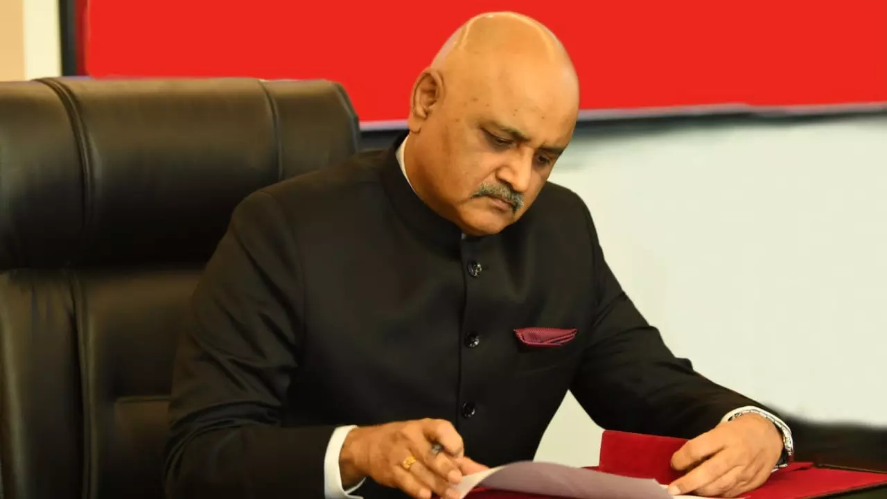 CBI Director extension: प्रवीण सूद का कार्यकाल एक साल बढ़ा, केंद्र सरकार ने दी विस्तार को मंजूरी CBI Director extension: प्रवीण सूद का कार्यकाल एक साल बढ़ा, केंद्र सरकार ने दी विस्तार को मंजूरी