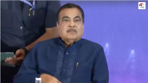 Nitin Gadkari News: पीएम मोदी की एक अपील और बदल गए गडकरी! अब बस से चलेंगे सड़क मंत्री, काफिले में 50% कटौती Nitin Gadkari News: पीएम मोदी की एक अपील और बदल गए गडकरी! अब बस से चलेंगे सड़क मंत्री, काफिले में 50% कटौती