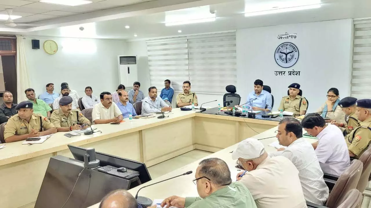 Administration, DM-SSP holds peace committee meeting on alert mode on Eid-ul-Azha