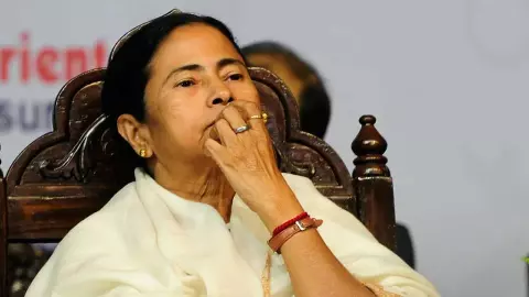 TMC Revolt: ममता के एक फैसले से TMC में विद्रोह! बगावत पर उतरी 11 महिला सांसद, टूट सकती है पार्टी