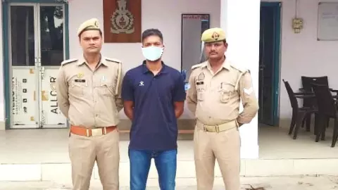 Bahraich News: बहराइच पुलिस की बड़ी कार्रवाई, ₹25 हजार का इनामिया फरार अभियुक्त गिरफ्तार