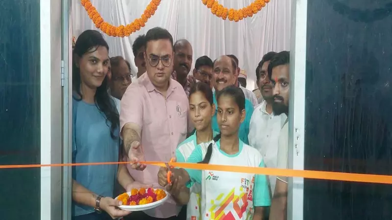 DM Akshay Tripathi inaugurates badminton court, players get new energy