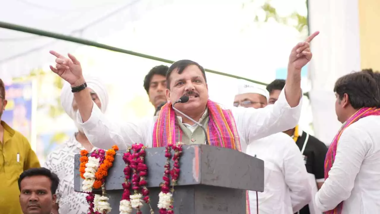 Meerut News: आप की ‘रोजगार दो-सामाजिक न्याय दो’ पदयात्रा शुरू, संजय सिंह ने भाजपा पर साधा निशाना