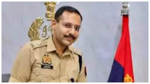 Aligarh News: देर रात थाना महुआखेड़ा पहुंचे एसपी सिटी आदित्य बंसल, व्यवस्थाओं का लिया जायजा