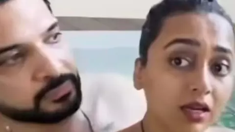 Tejasswi Prakash Karan Kundrra Bathing Pool Video