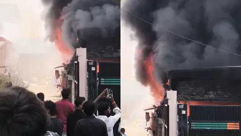Noida Sector-63 Fire: नोएडा के सेक्टर-63 में गारमेंट्स कंपनी में भीषण आग, तीन इमारतें चपेट में, मची अफरा-तफरी Noida Sector-63 Fire: नोएडा के सेक्टर-63 में गारमेंट्स कंपनी में भीषण आग, तीन इमारतें चपेट में, मची अफरा-तफरी