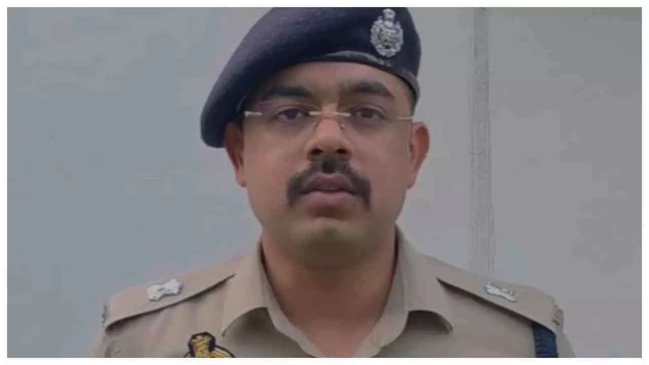 Meerut News : बीए का पेपर देने निकली छात्रा का शव गन्ने के खेत में मिलने से सनसनी, पुलिस ने संदिग्ध को उठाया