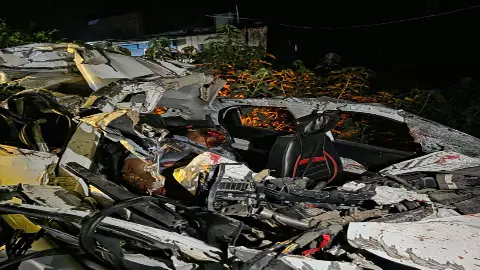 Bahraich News: नानपारा हाईवे पर दर्दनाक हादसा, टाटा पंच और कंबाइन की टक्कर में 4 लोगों की मौत