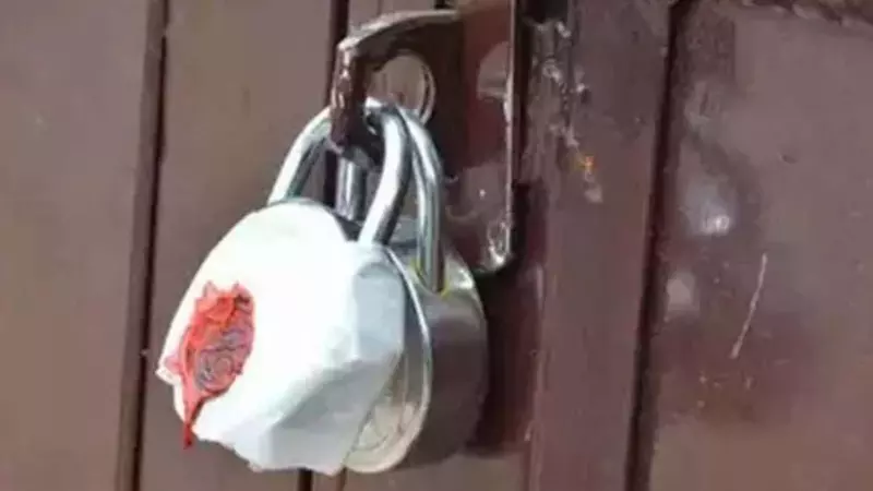 Inspection of all cracker factories in Dewas, a seal on violation of rules Inspection of all cracker factories in Dewas, a seal on violation of rules