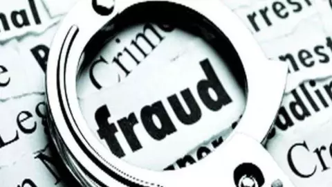 Couple absconds after cheating Rs 1.5 lakh and gold ring from female cop