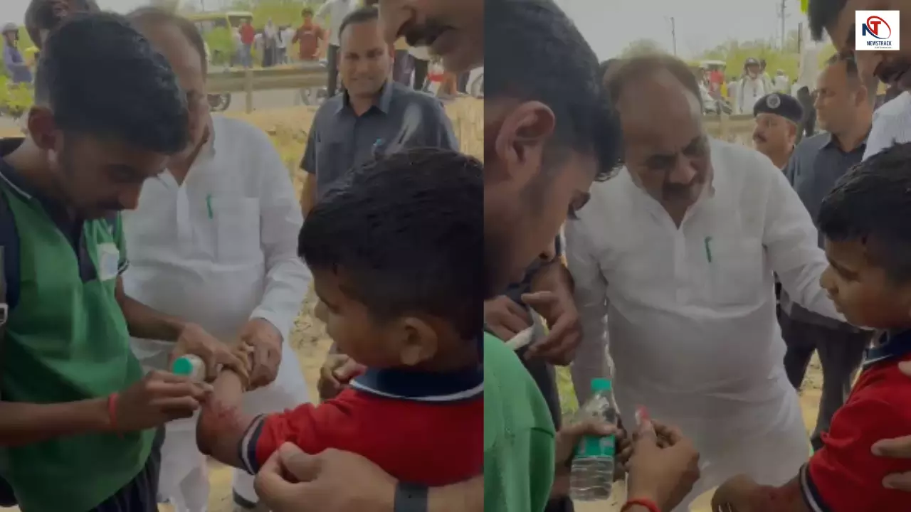 Kanpur News: कानपुर देहात हादसा, दारा सिंह चौहान का काफिला रुका, घायल बच्चों को खुद अस्पताल पहुंचाया Kanpur News: कानपुर देहात हादसा, दारा सिंह चौहान का काफिला रुका, घायल बच्चों को खुद अस्पताल पहुंचाया