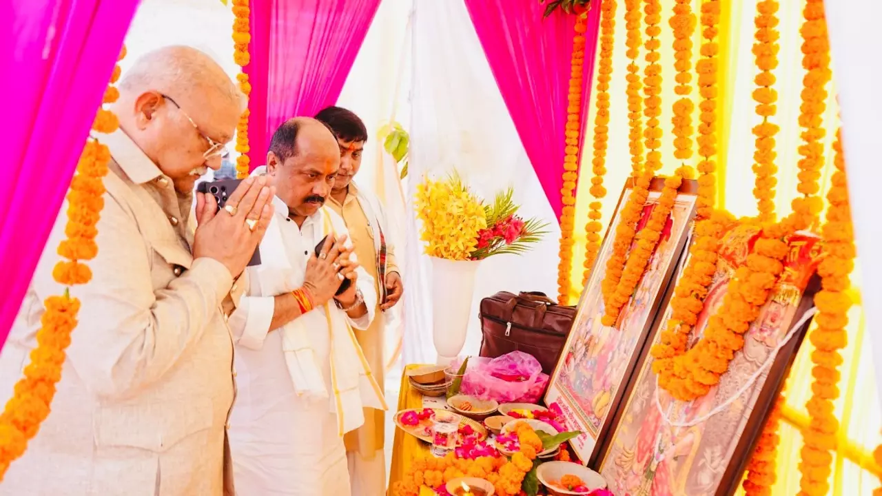 Lucknow News: भाजपा नेता प्रदीप सिंह बब्बू ने किया विशाल भंडारे का आयोजन, जुटे दिग्गज Lucknow News: भाजपा नेता प्रदीप सिंह बब्बू ने किया विशाल भंडारे का आयोजन, जुटे दिग्गज