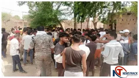 Jharkhand News : गढ़वा में बंद घर से 17 वर्षीय किशोरी का शव बरामद, हत्या की आशंका से सनसनी Jharkhand News : गढ़वा में बंद घर से 17 वर्षीय किशोरी का शव बरामद, हत्या की आशंका से सनसनी