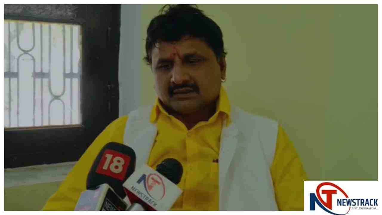 Political Row Erupts in Rae Bareli Over Rahul Gandhiâ s Remark, BJP ...