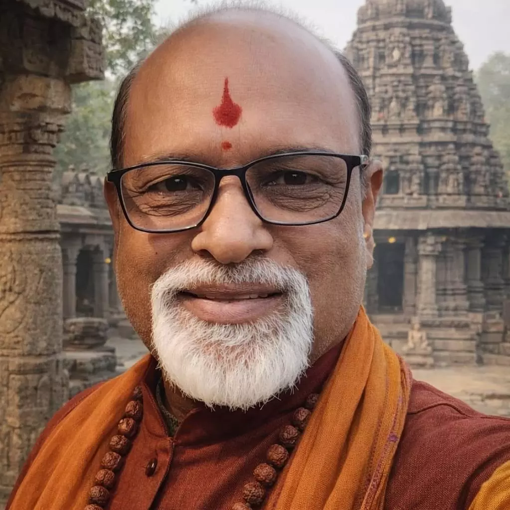 Dr. A K Pandey