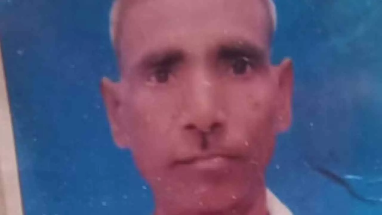 Jalaun News: जालौन में घरेलू कलह और शराब की लत से परेशान किसान ने की आत्महत्या