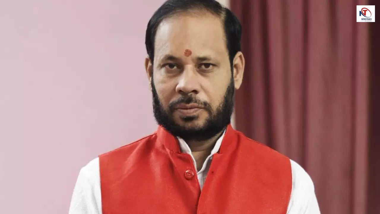 Raebareli News: ऊंचाहार में बिजली संकट पर भड़के मंत्री मनोज पांडेय, 48 घंटे में बहाली का अल्टीमेटम
