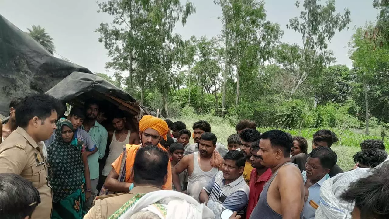 Barabanki News: झाड़-फूंक के बहाने: बाराबंकी में बेटे का झांसा देकर गर्भवती से अश्लील हरकत
