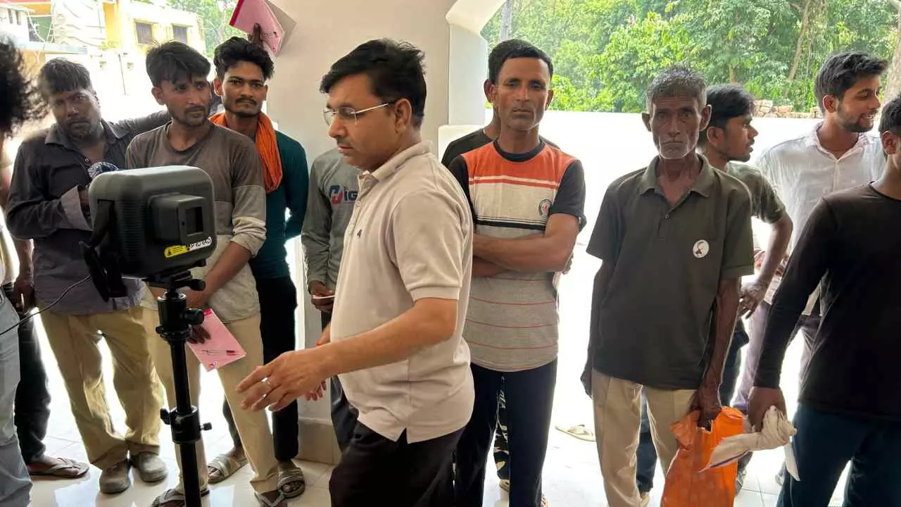 Lakhimpur Kheri News: सलूकापुर में स्वास्थ्य शिविर आयोजित, कर्मचारियों का हुआ स्वास्थ्य परीक्षण Lakhimpur Kheri News: सलूकापुर में स्वास्थ्य शिविर आयोजित, कर्मचारियों का हुआ स्वास्थ्य परीक्षण