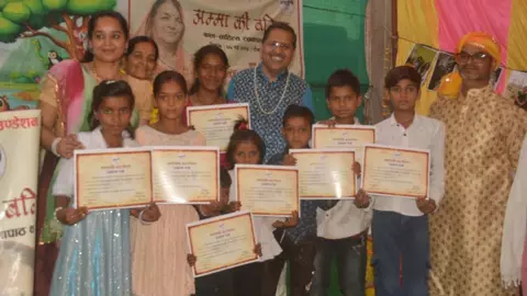 Initiative to give new direction to childrens literature, Saji Amma ki Bagiya in Tikamgarh Initiative to give new direction to childrens literature, Saji Amma ki Bagiya in Tikamgarh