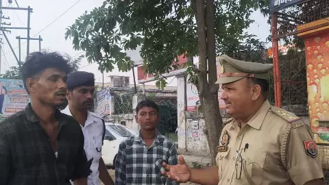 Traffic awareness campaign in Balrampur, police learn safety