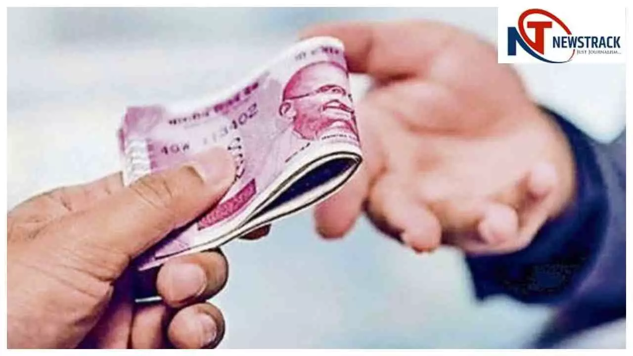 Jalaun News : जालौन कमीशन मांगने का आरोप, ब्लॉक कार्यालय में रोजगार सेवक से मारपीट