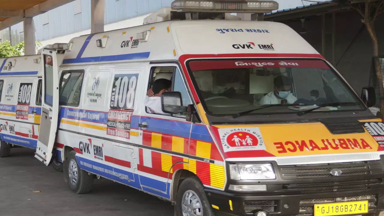 Safe Delivery in ambulance 102-108-team English Meta: Safe Delivery in ambulance 102-108-team English Meta: