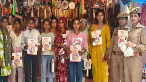 Women Security Campaign Tej under Mission Shakti-5 in Aligarh