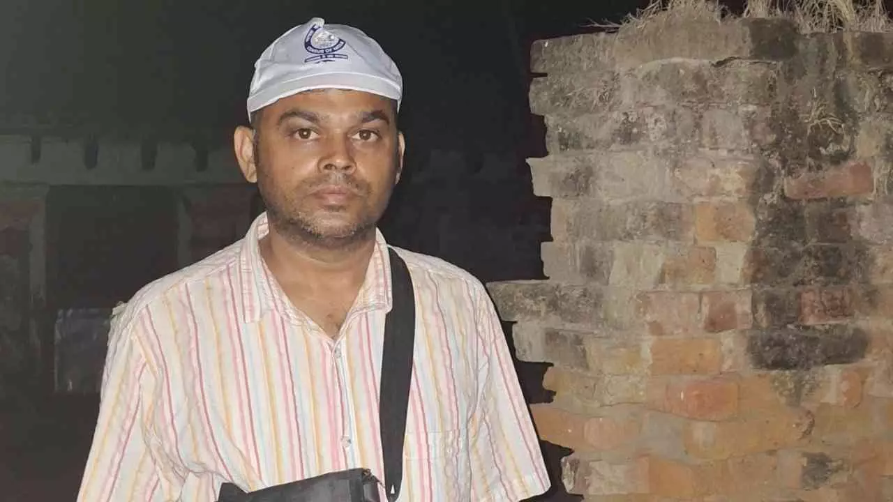Chandauli News: जनगणना कार्य के दौरान शिक्षक से मारपीट, कार्रवाई व सुरक्षा की मांग