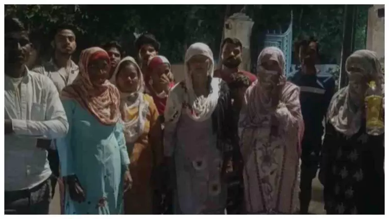 Aligarh News : अलीगढ़: 600 रुपये के विवाद में ऑटो चालक की हत्या, इलाके में सनसनी Aligarh News : अलीगढ़: 600 रुपये के विवाद में ऑटो चालक की हत्या, इलाके में सनसनी