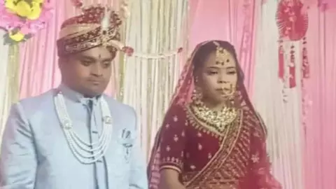 Bareilly News: पूर्णागिरि दर्शन से लौट रही नवविवाहिता की चलती ट्रेन से गिरकर मौत