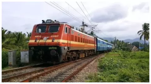 Chandauli News : नई दिल्ली-हावड़ा के बीच दो जोड़ी समर स्पेशल ट्रेनें, यात्रियों को बड़ी राहत