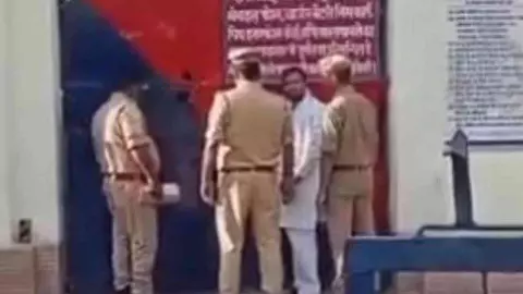 Hardoi News: सोशल मीडिया टिप्पणी मामले में सपा नेता रामज्ञान गुप्ता गिरफ्तार, भेजे गए जेल