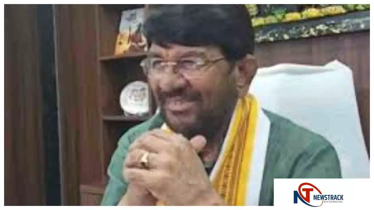 Madhya Pradesh News : एमपी में स्वावलंबी गौशाला हेतु 5 हजार गौवंश अनिवार्य: लखन पटेल Madhya Pradesh News : एमपी में स्वावलंबी गौशाला हेतु 5 हजार गौवंश अनिवार्य: लखन पटेल