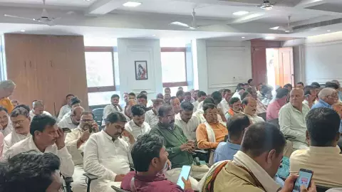 Raebareli 📰:कार्यकाल विस्तार से 2027 विधानसभा चुनाव में भाजपा को मिलेगी मजबूती: दिनेश प्रताप सिंह