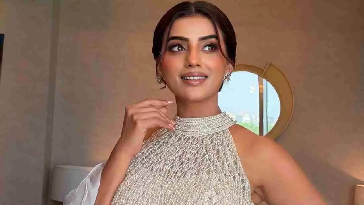 Akshara Singh Net Worth