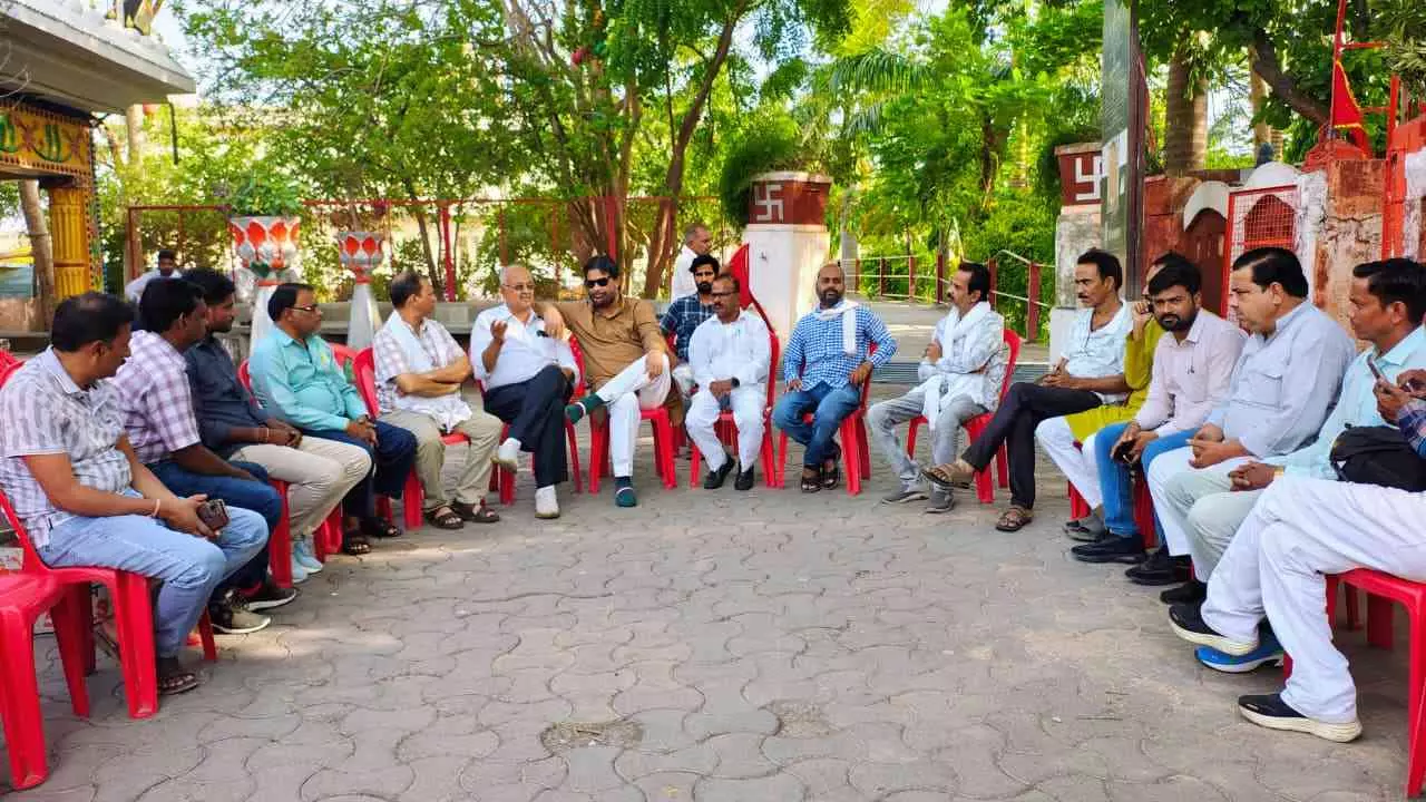 Jhansi News: ऐतिहासिक लक्ष्मी तालाब का पुराना स्वरूप लौटाने का संकल्प