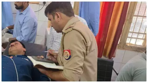 Hapur News: NH-9 पर दर्दनाक हादसा, अज्ञात वाहन ने बाइक को मारी टक्कर, 12 वर्षीय सुभान की मौत, 3 घायल