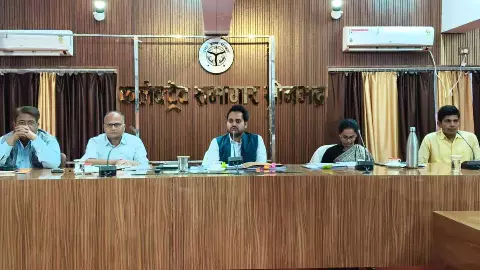 Sonbhadra News: बाढ़-सूखा राहत तैयारियों पर डीएम सख्त, कहा- लापरवाही बर्दाश्त नहीं