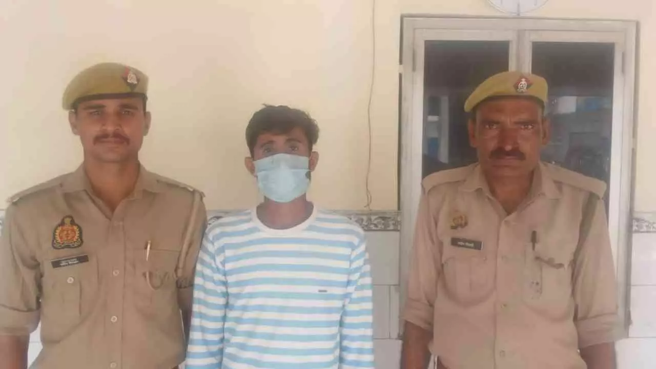 Hapur News: नौकरी के बहाने महिला से दुष्कर्म और ब्लैकमेल का मामला, मुख्य आरोपी गिरफ्तार