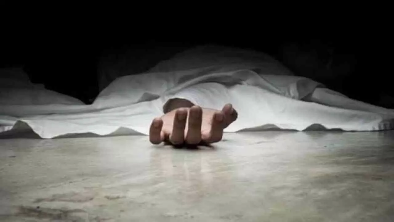 Sonbhadra News: चूहे मारने की दवा खाने से 16 वर्षीय छात्रा की मौत, परिवार में मचा कोहराम
