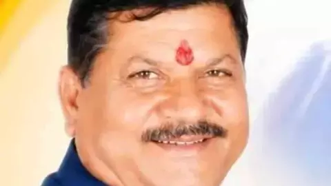 Auraiya News: औरैया के नए प्रभारी मंत्री बने राकेश राठौर ‘गुरुजी’, बदले राजनीतिक समीकरण